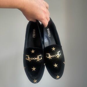 Van Eli Velvet loafers with gold stars and bite size 6.5